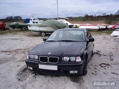 BMW 318I R.I.P billede 1