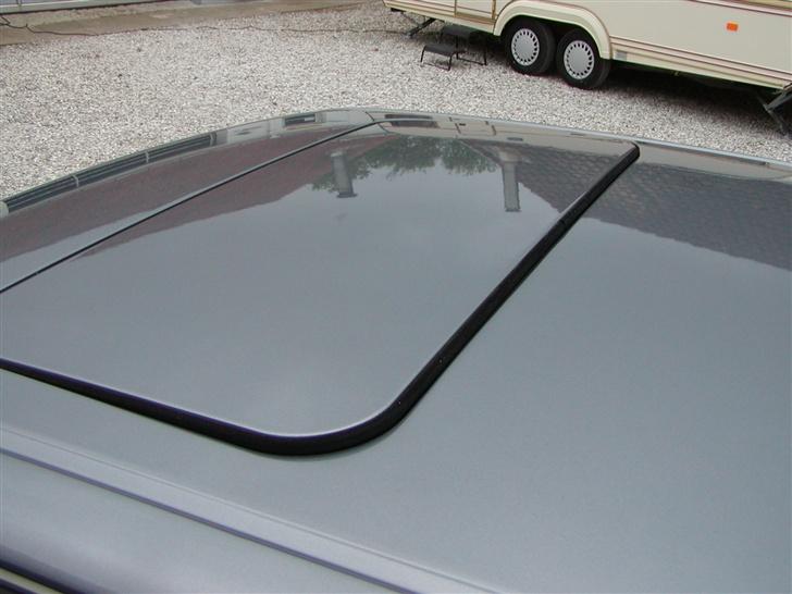 Audi 100 2.2E - Soltaget. Det er desværre kun manuel-styret! billede 13