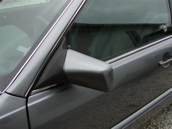 Audi 100 2.2E - Samme farve som bilen selv ! billede 15