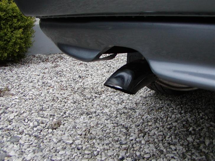 Audi 100 2.2E - Udstødningen. Der har været to ,.. :) billede 16