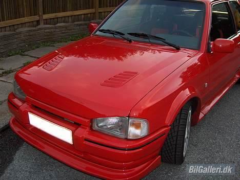 Ford Escort Rs Turbo billede 1