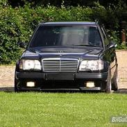Mercedes Benz W124 36 AMG SOLGT