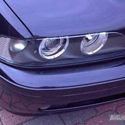 BMW 520i