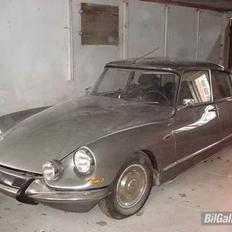 Citroën DS 21 Pallas 