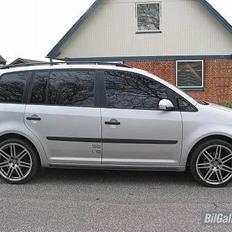 VW Touran (((! SOLGT !)))