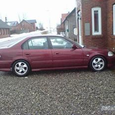 Honda Civic 1,6 vti solgt