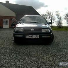 VW vento 2,0 GL solgt