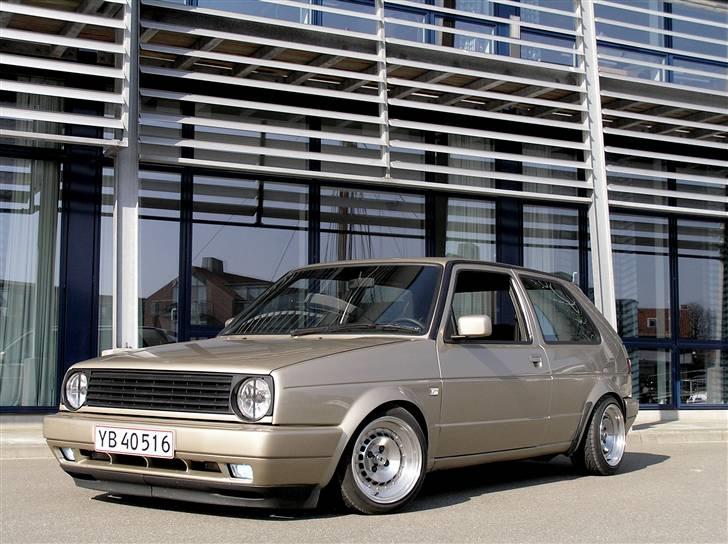 VW Golf II GTD SOLGT (RIP) - hun ser nu meget godt ud og hvis du ikke kan se det trænger du vist til briller billede 1