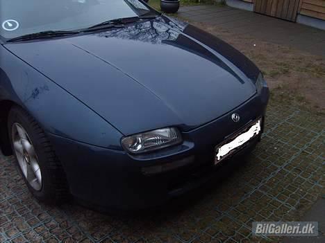 Mazda 323F GLX billede 3