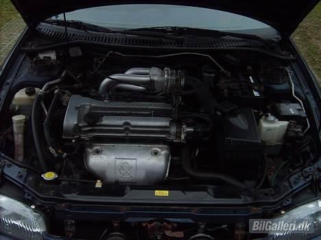 Mazda 323F GLX billede 7