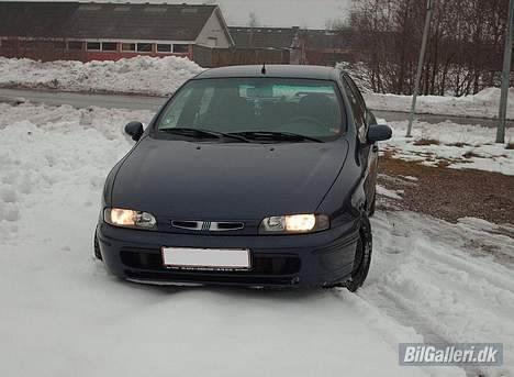 Fiat Brava sx *Solgt* - Fra den vinter jeg fik den :).. billede 2