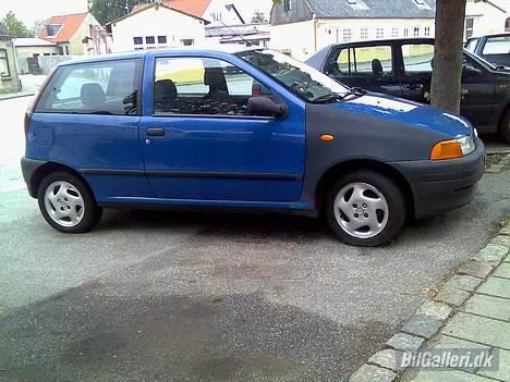 Fiat Punto...Solgt - Sådan så den ud, inden vi begyndt ændringerne... billede 3