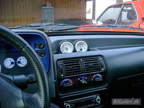 Ford escort RS Turbo 1,9  - mine gauges som kan skifte farve (turbo og olietryk) billede 3