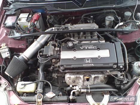 Honda Civic 1,6 vti solgt billede 9