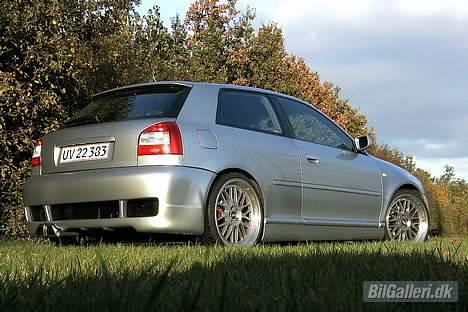 Audi A3 turbo *SOLGT* billede 9