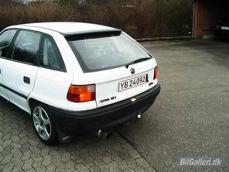 Opel astra f "SOLGT" billede 4