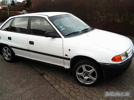 Opel astra f "SOLGT" billede 10