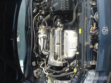 Mazda 323F GLX billede 13