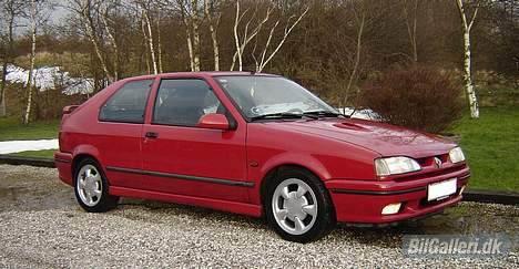 Renault 19 16V *Solgt* billede 3