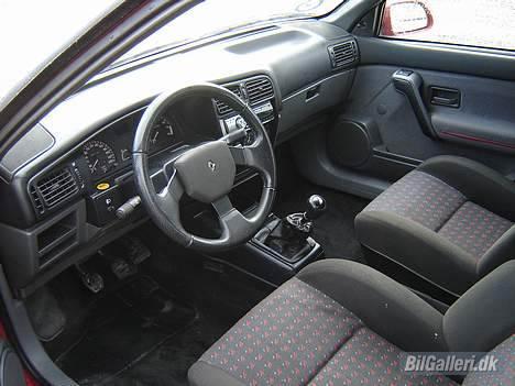 Renault 19 16V *Solgt* billede 4
