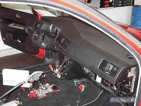 VW GOLF 4 TDI 178hk (solgt) - Bora/R32 instrument bord billede 14