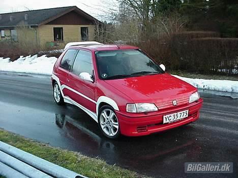 Peugeot 106 1.3 Rallye  - Gammelt billed fra da jeg lige havde fået den..! billede 4