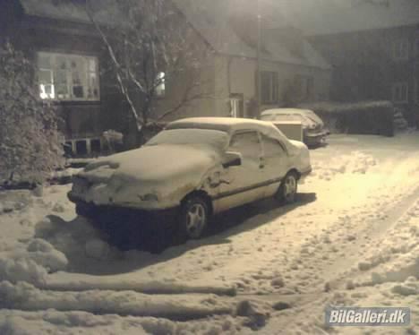 Opel Ascona C  "Den Gule Enke" - Sagde du det gav sne ? Det tror jeg nok da :P billede 17