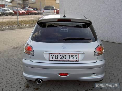 Peugeot 206 s16  SOLGT - Med nye baglygter og ny bagpotte billede 3