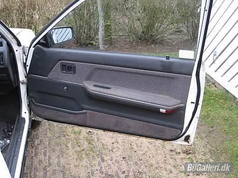 Mazda 323 BF *Skrottet* - Min nye komplette kabine fra en 323BF  turbo :) billede 6