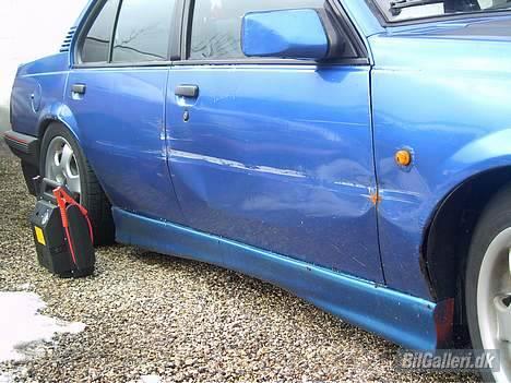 Opel ascona c  *rip* - det var så det der skete ved et lille sammenstød ude på motorvejen billede 12