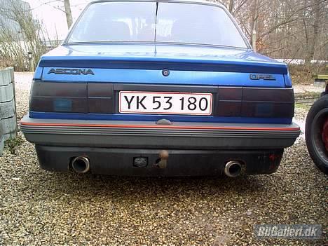 Opel ascona c  *rip* - havde ellers fået dobbelt afgang på. billede 13