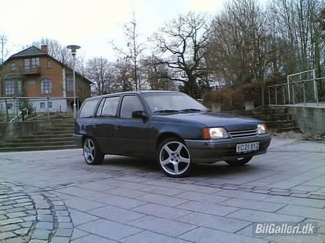 Opel Kadettilak (vinterbilen) billede 3