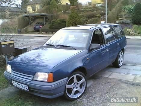 Opel Kadettilak (vinterbilen) billede 4