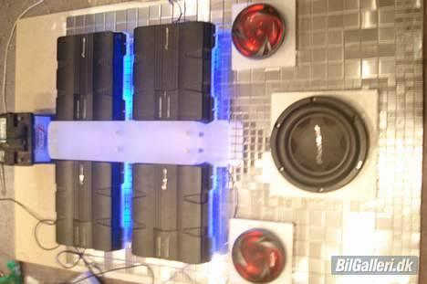 Mercedes Benz W124 E300 pick up *SOLGT* - så mangler der bare noget mørke... billede 16