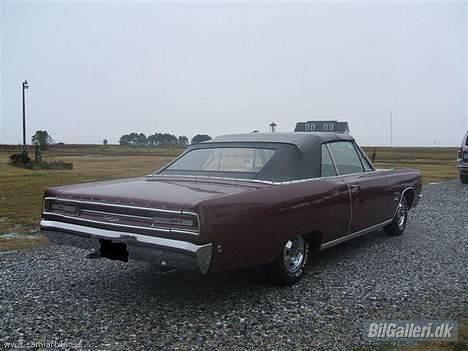 Plymouth sport furt convertible billede 9