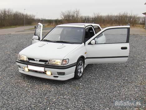 Nissan sunny 2.0 GTI  " SOLGT" billede 4