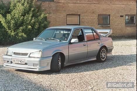 Opel Ascona C Gsi *solgt* billede 1