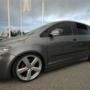 VW Golf Plus (totalskadet)