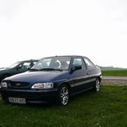 Ford Escort clx 1,6 SOLGT