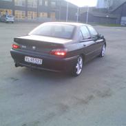 Peugeot 406