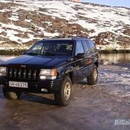 Jeep Grand Cherokee Limited V8