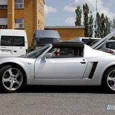 Opel Speedster totalskadet..