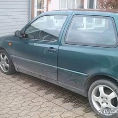 VW Golf 3 solgt.