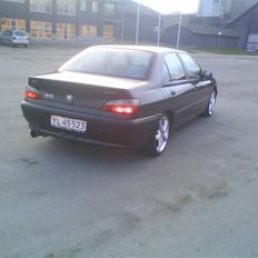 Peugeot 406