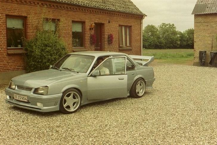 Opel Ascona C Gsi *solgt* billede 10