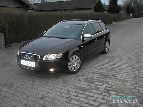 Audi A4 1.8 T Avant billede 1