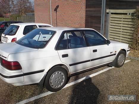 Toyota Carina II (Solgt) billede 3