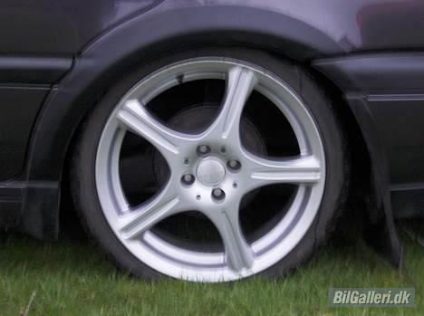 VW Vento 1,8 GL (SOLGT) billede 2