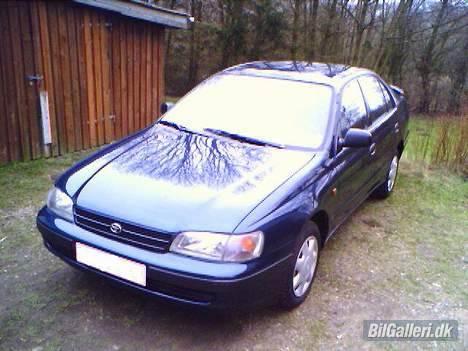 Toyota Carina E - SOLGT billede 1