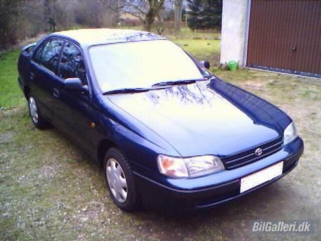 Toyota Carina E - SOLGT billede 2